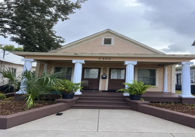 Single family home for sale at 2305 E 5th Avenue, TAMPA, FL 33605 | MLS# TB8561559