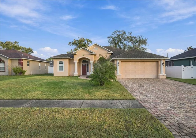 Single family home for sale at 15493 Saratoga Dr, BROOKSVILLE, FL 34604 | MLS# OM734690