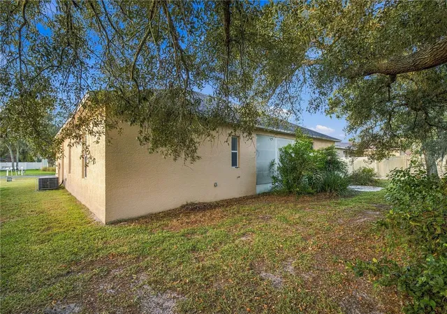 Photo 3 of Single family home for sale at 15493 Saratoga Dr, Brooksville, FL 34604 | MLS# OM734690 | Listing updated on 2026-10-30