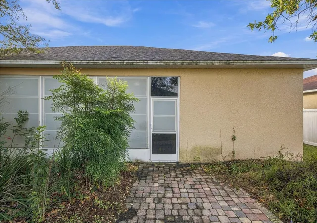 Photo 4 of Single family home for sale at 15493 Saratoga Dr, Brooksville, FL 34604 | MLS# OM734690 | Listing updated on 2026-10-30