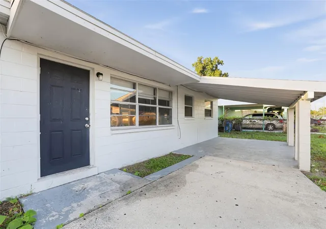 Photo 3 of Single family home for sale at 7201 Kingston Dr, Tampa, FL 33619 | MLS# O6452802 | Listing updated on 2026-10-29