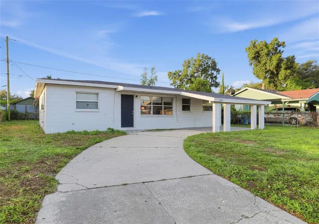 Photo 2 of Single family home for sale at 7201 Kingston Dr, Tampa, FL 33619 | MLS# O6452802 | Listing updated on 2026-10-29