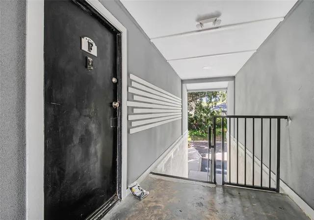 Photo 2 of Condo for sale at 910 Lake Destiny Rd #B, Altamonte Springs, FL 32714 | MLS# O6452803 | Listing updated on 2026-10-28
