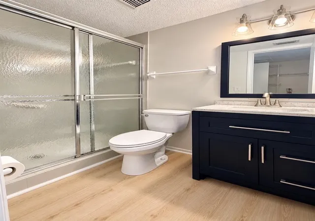 Photo 4 of Condo for sale at 4127 Heron Way #E-111, Bradenton, FL 34205 | MLS# A4710859 | Listing updated on 2026-10-28