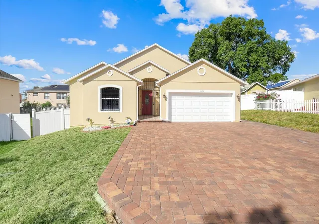 Single family home for sale at 1650 Lamplighter Way, ORLANDO, FL 32818 | MLS# G5119496
