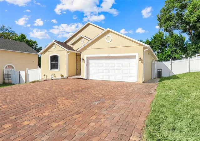 Photo 1 of Single family home for sale at 1650 Lamplighter Way, Orlando, FL 32818 | MLS# G5119496 | Listing updated on 2026-10-29