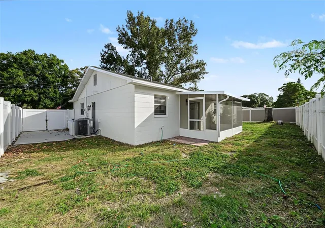 Photo 2 of Single family home for sale at 230 Maple Ave, Palm Harbor, FL 34684 | MLS# TB8561603 | Listing updated on 2026-10-28