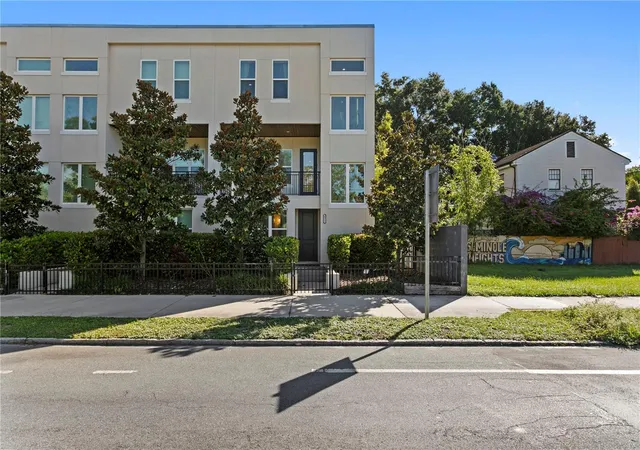 Photo 1 of Townhouse for sale at 4911 N Nebraska Ave, Tampa, FL 33603 | MLS# TB8561604 | Listing updated on 2026-10-30