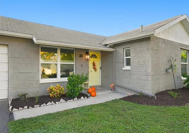 Photo 1 of Single family home for sale at 3333 Vidal St, New Port Richey, FL 34655 | MLS# W7890648 | Listing updated on 2026-10-29