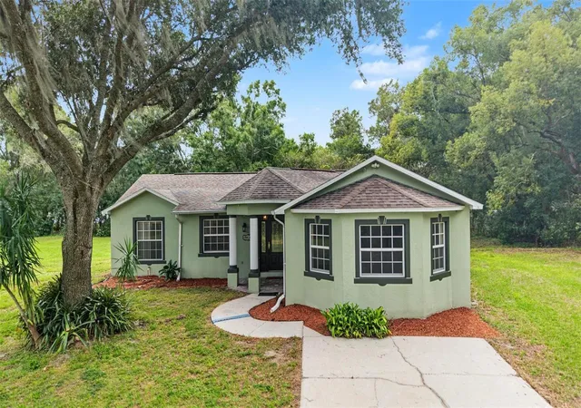 Photo 1 of Single family home for sale at 10922 Tarpon Springs Rd, Odessa, FL 33556 | MLS# TB8561613 | Listing updated on 2026-10-29