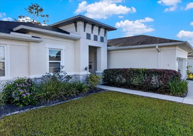 Photo 3 of Single family home for sale at 23 Rockingham Ln, Palm Coast, FL 32164 | MLS# FC322375 | Listing updated on 2026-10-28