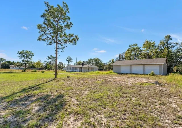 Photo 2 of Single family home for sale at 13386 Taylor St, Brooksville, FL 34613 | MLS# O6452842 | Listing updated on 2026-10-29
