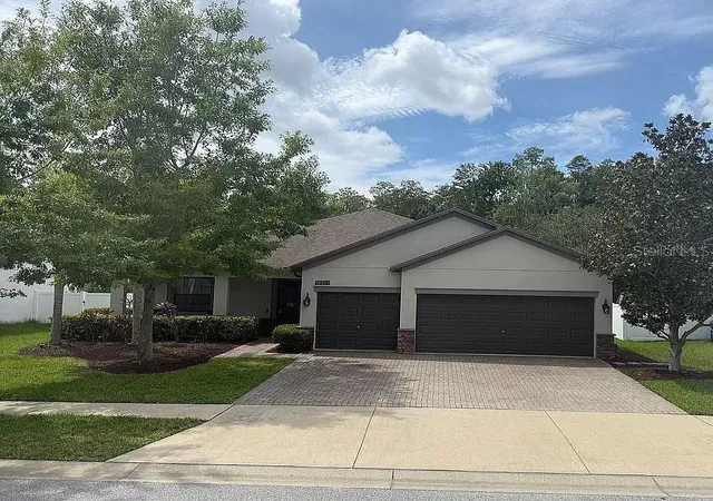 Photo 1 of Single family home for sale at 12251 Crestridge Loop, New Port Richey, FL 34655 | MLS# W7890650 | Listing updated on 2026-10-30