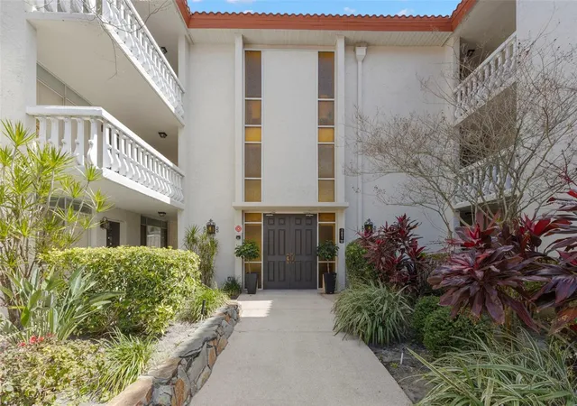 Photo 1 of Condo for sale at 1001 Pearce Dr #302, Clearwater, FL 33764 | MLS# TB8561634 | Listing updated on 2026-10-28
