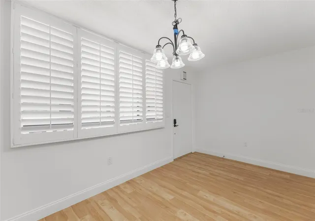Photo 4 of Condo for sale at 1001 Pearce Dr #302, Clearwater, FL 33764 | MLS# TB8561634 | Listing updated on 2026-10-28