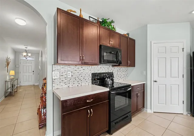 Photo 4 of Single family home for sale at 7048 Waterford Pkwy, Punta Gorda, FL 33950 | MLS# D6149371 | Listing updated on 2026-10-29