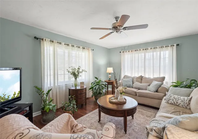 Photo 4 of Single family home for sale at 1614 30th Street W, Bradenton, FL 34205 | MLS# A4710887 | Listing updated on 2026-10-29