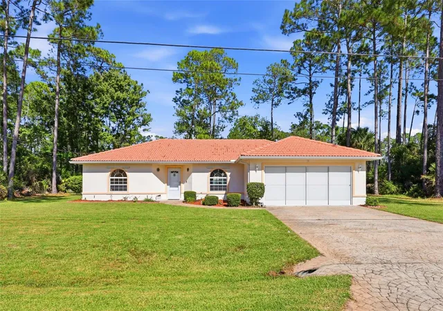 Photo 1 of Single family home for sale at 35 Richland Ln, Palm Coast, FL 32164 | MLS# FC322377 | Listing updated on 2026-10-28