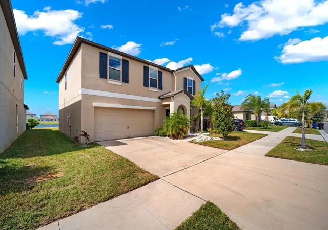 Photo 2 of Single family home for sale at 15617 Charr Is St, Sun City Center, FL 33573 | MLS# TB8561653 | Listing updated on 2026-10-29