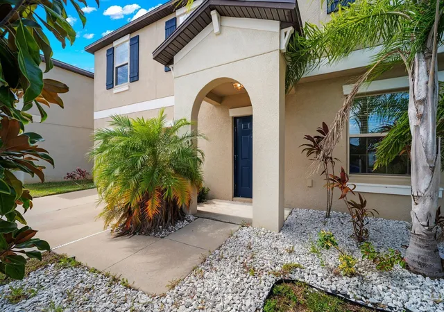Photo 3 of Single family home for sale at 15617 Charr Is St, Sun City Center, FL 33573 | MLS# TB8561653 | Listing updated on 2026-10-29
