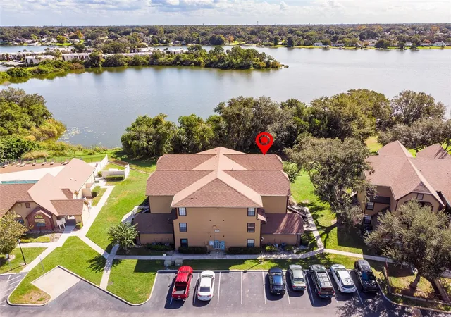 Condo for sale at 345 Lakepointe Dr #302, ALTAMONTE SPRINGS, FL 32701 | MLS# O6452855