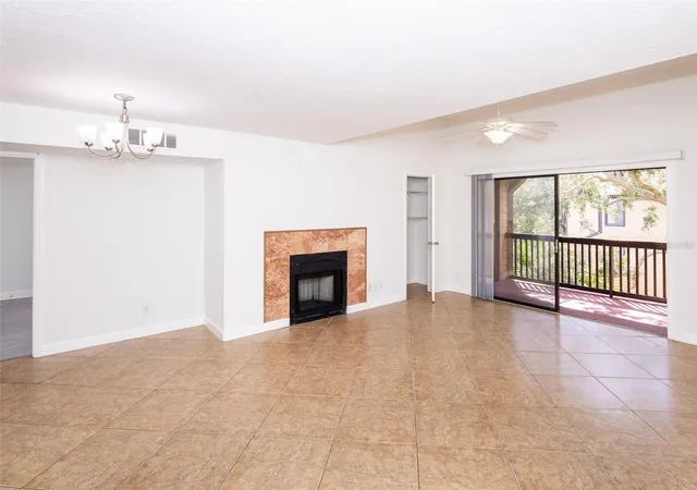Photo 3 of Condo for sale at 345 Lakepointe Dr #302, Altamonte Springs, FL 32701 | MLS# O6452855 | Listing updated on 2026-10-28