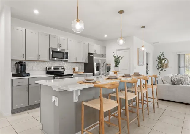 Photo 3 of Single family home for sale at 375 Pink Ibis Bnd, Saint Cloud, FL 34772 | MLS# S5160223 | Listing updated on 2026-10-27