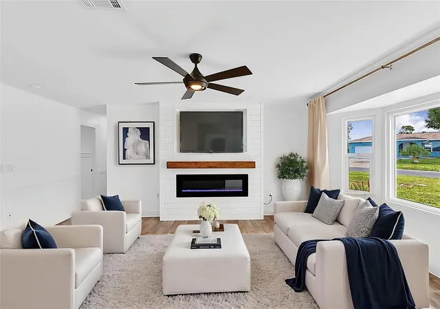 Photo 3 of Single family home for sale at 28 Golfview Rd, Rotonda West, FL 33947 | MLS# C7532523 | Listing updated on 2026-10-31
