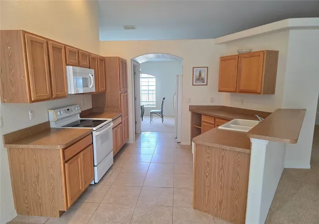 Photo 3 of Single family home for sale at 14050 English Parrot Rd, Brooksville, FL 34614 | MLS# W7890653 | Listing updated on 2026-10-28