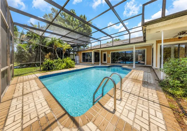Photo 3 of Single family home for sale at 7448 17th Lane Ne, Saint Petersburg, FL 33702 | MLS# TB8561664 | Listing updated on 2026-10-27