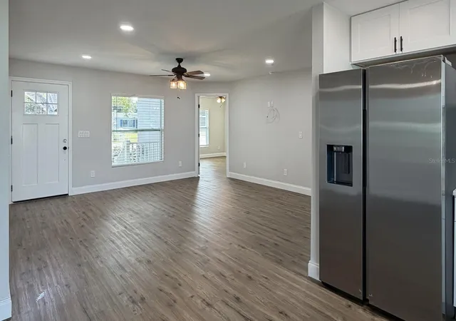 Photo 4 of Single family home for sale at 10118 66th Avenue, Seminole, FL 33772 | MLS# O6452865 | Listing updated on 2026-10-28
