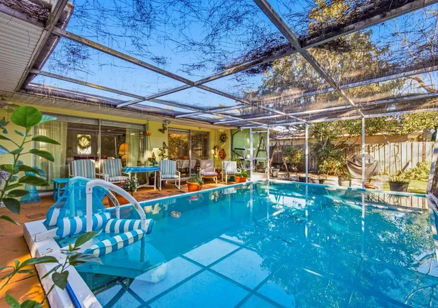 Photo 4 of Single family home for sale at 6801 17th Lane N, Saint Petersburg, FL 33702 | MLS# TB8561670 | Listing updated on 2026-10-27