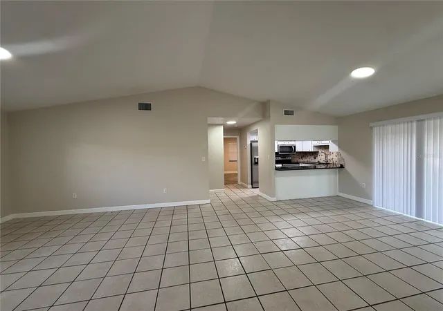 Photo 4 of Single family home for sale at 3634 Sherertz Rd, Lakeland, FL 33810 | MLS# B4902409 | Listing updated on 2026-10-28