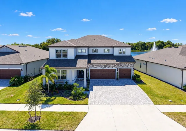 Photo 2 of Single family home for sale at 6936 Depue Dr, Wesley Chapel, FL 33545 | MLS# TB8561682 | Listing updated on 2026-10-28