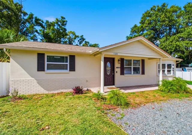 Photo 2 of Single family home for sale at 11625 Crystal Lake Dr, Port Richey, FL 34668 | MLS# TB8561683 | Listing updated on 2026-10-29