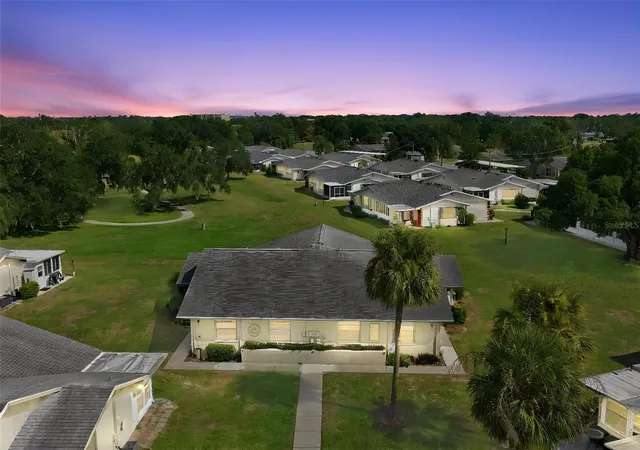 Condo for sale at 1905 Canterbury Ln #8, SUN CITY CENTER, FL 33573 | MLS# TB8561689