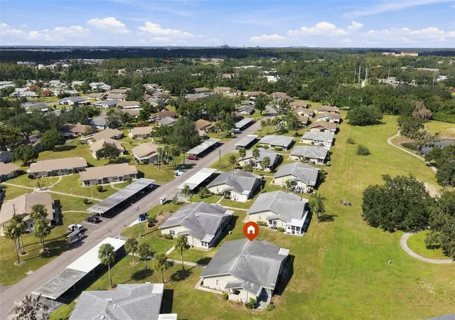 Photo 4 of Condo for sale at 1905 Canterbury Ln #8, Sun City Center, FL 33573 | MLS# TB8561689 | Listing updated on 2026-10-28