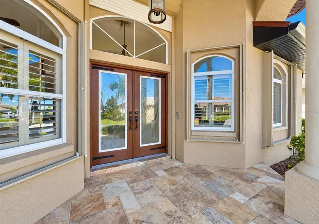 Photo 3 of Single family home for sale at 321 Palm Isles Ct, Punta Gorda, FL 33950 | MLS# C7532534 | Listing updated on 2026-10-29