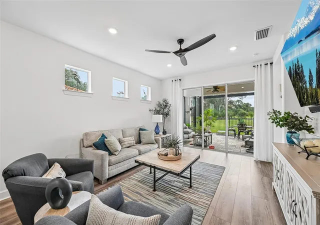 Photo 4 of Single family home for sale at 26110 Seastone Dr, Englewood, FL 34223 | MLS# TB8561695 | Listing updated on 2026-10-30