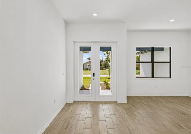 Photo 2 of Single family home for sale at 13 Lincoln Ln, Palm Coast, FL 32137 | MLS# A4710911 | Listing updated on 2026-10-28
