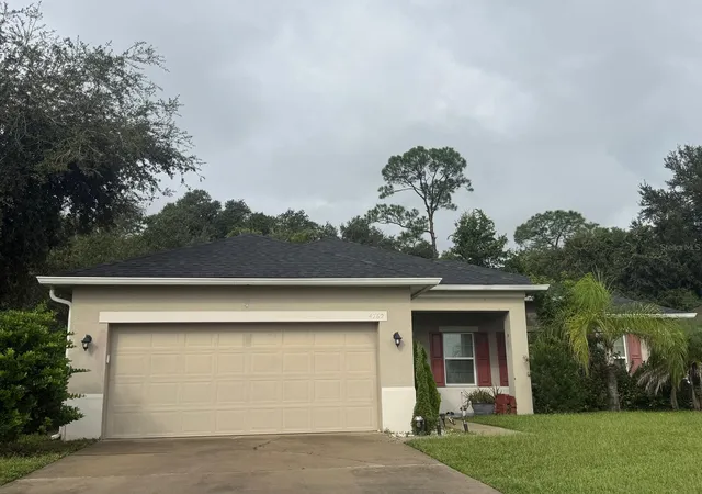 Photo 3 of Single family home for sale at 4762 Ashurst St, Kissimmee, FL 34758 | MLS# S5160230 | Listing updated on 2026-10-28