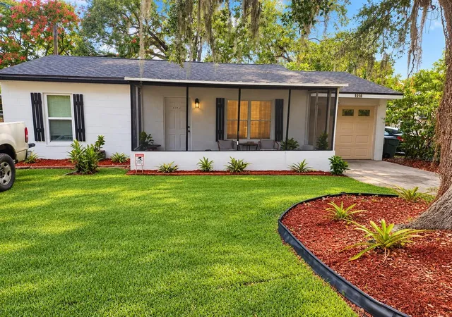 Photo 2 of Single family home for sale at 1215 37th Street, Orlando, FL 32805 | MLS# O6452898 | Listing updated on 2026-10-28