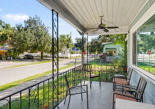 Photo 4 of Single family home for sale at 917 E 24th Avenue, Tampa, FL 33605 | MLS# O6452908 | Listing updated on 2026-10-28