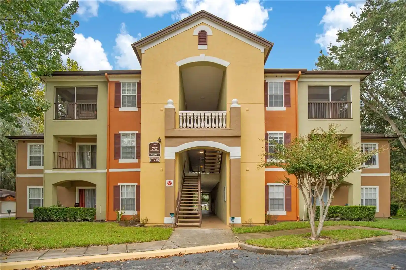 Listing Photo 1 - Condo for sale in 737 Crest Pines Dr located at 737 Crest Pines Dr, Orlando, FL 32828 - Unit #623