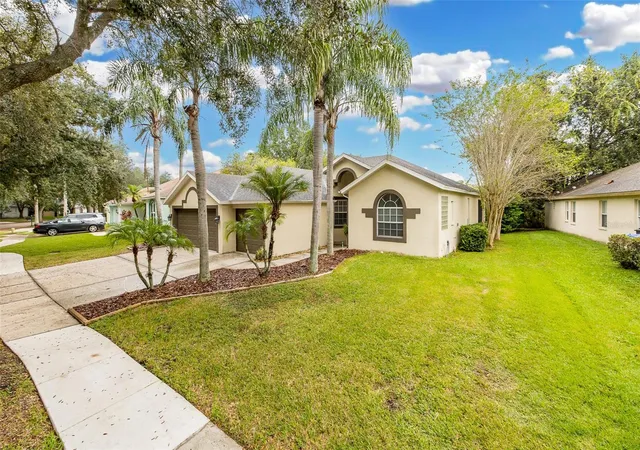 Photo 1 of Single family home for sale at 19103 Dove Crk Dr, Tampa, FL 33647 | MLS# TB8561715 | Listing updated on 2026-10-28