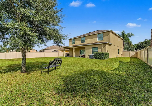 Photo 4 of Single family home for sale at 13743 Crst Lake Dr, Hudson, FL 34669 | MLS# TB8561717 | Listing updated on 2026-10-29