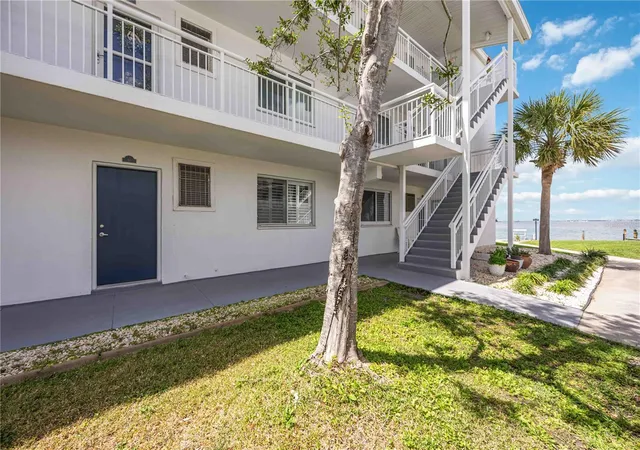 Photo 1 of Condo for sale at 769 John Ringling Blvd #2, Sarasota, FL 34236 | MLS# A4710922 | Listing updated on 2026-10-30