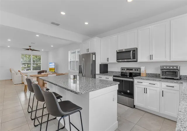 Photo 3 of Townhouse for sale at 14538 Orchid Is Dr, Orlando, FL 32827 | MLS# O6452925 | Listing updated on 2026-10-30