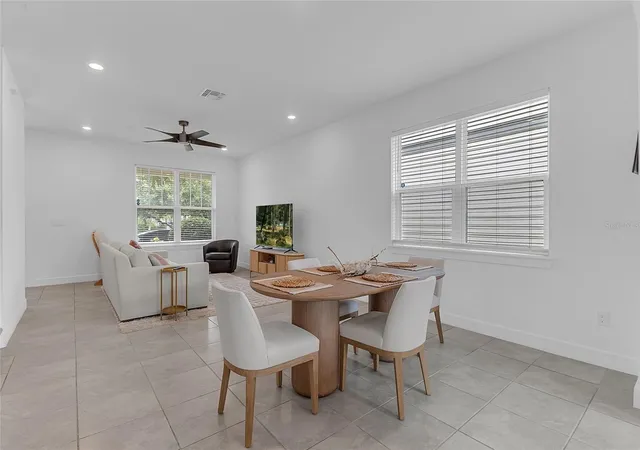 Photo 4 of Townhouse for sale at 14538 Orchid Is Dr, Orlando, FL 32827 | MLS# O6452925 | Listing updated on 2026-10-30