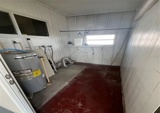Photo 4 of Manufactured home for sale at 724 Locarno Dr, Venice, FL 34285 | MLS# N6146349 | Listing updated on 2026-10-28